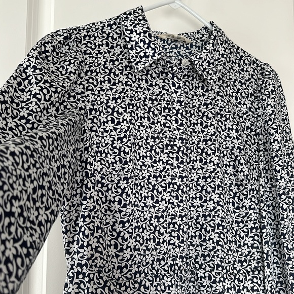 Boden long sleeve navy and white floral patterned dress - Picture 6 of 10